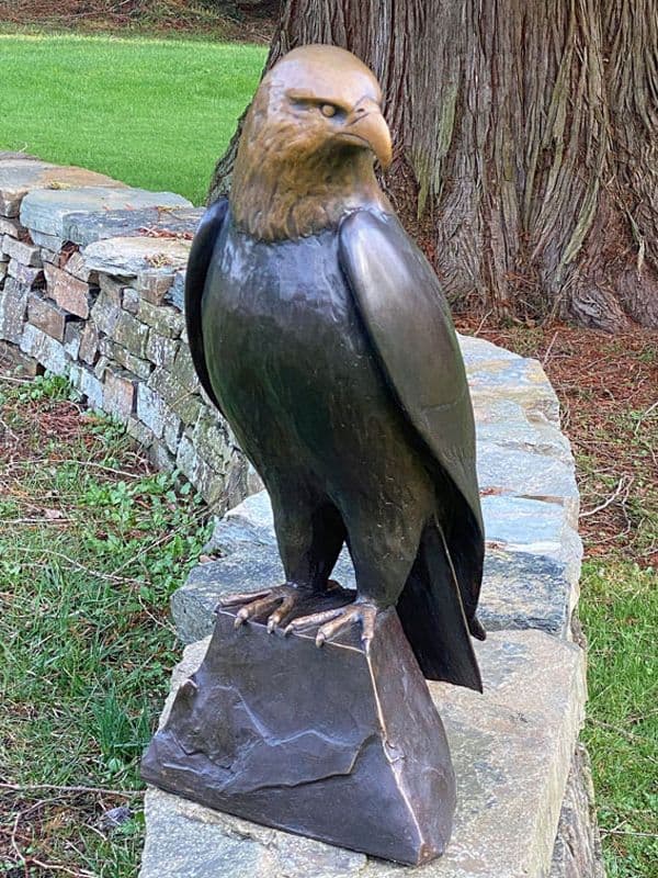 Bronze sculpture: Bald Eagle by Georgia Gerber
