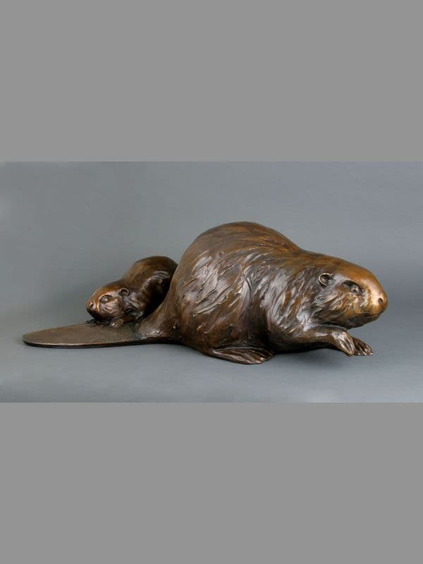 Bronze sculpture: Beaver & Pup by Georgia Gerber